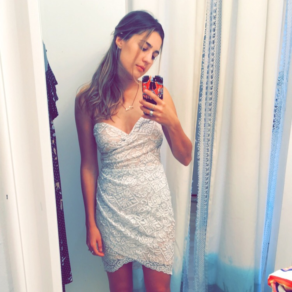 ONLY WORN ONCE Gorgeous Strapless Lace White Dress